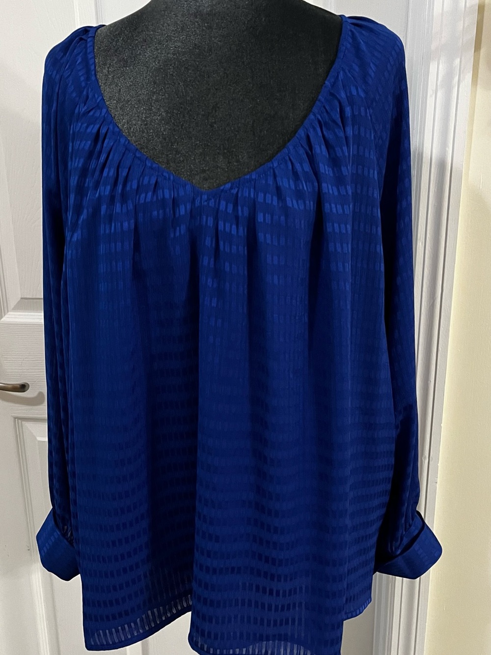 1X Calvin Klein Deep Royal Blue Textured V-Neck Blouse